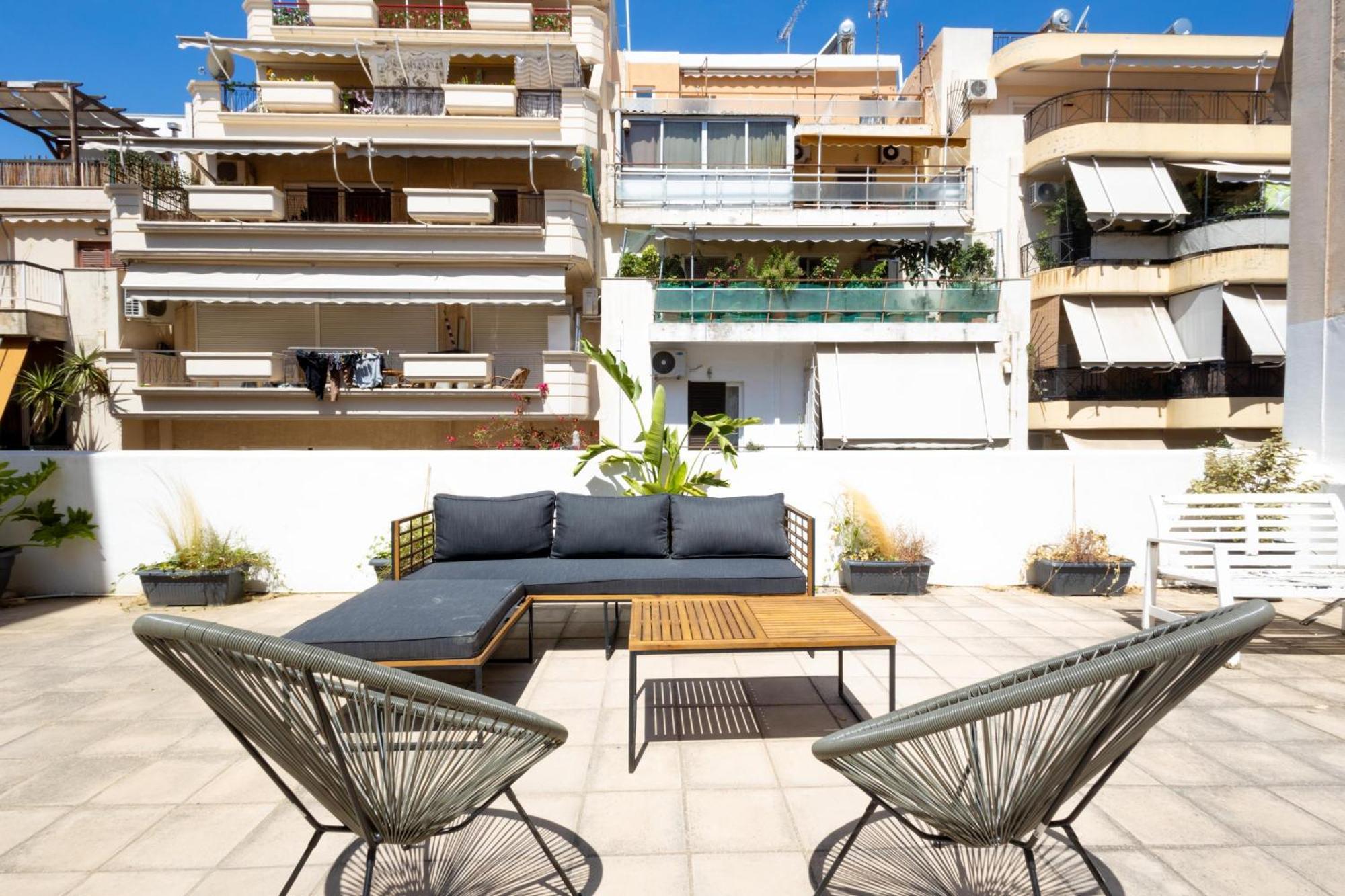 Holiday home Renovated 5 Bdr House Near Acropolis - New Beds, Terrace & Yard